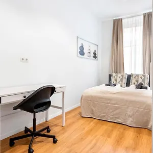  Hostal Nice Central City Room Austria